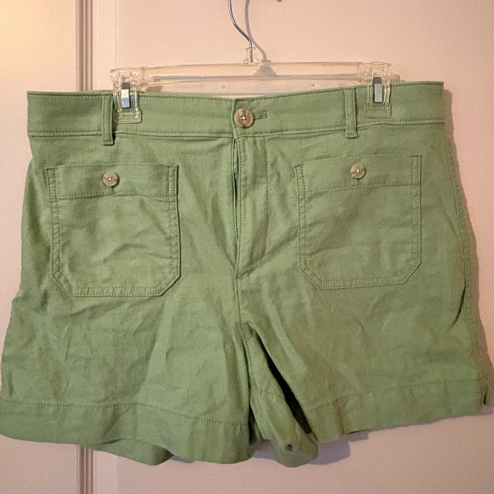 LOFT Light Green Cotton Pocket Shorts